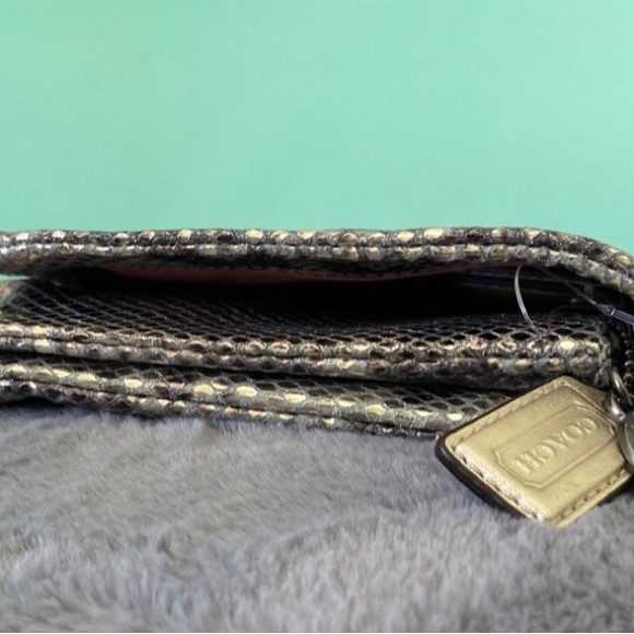 NWOT Coach Limited Edition Metallic Snakeskin Clutch - Picture 10 of 10